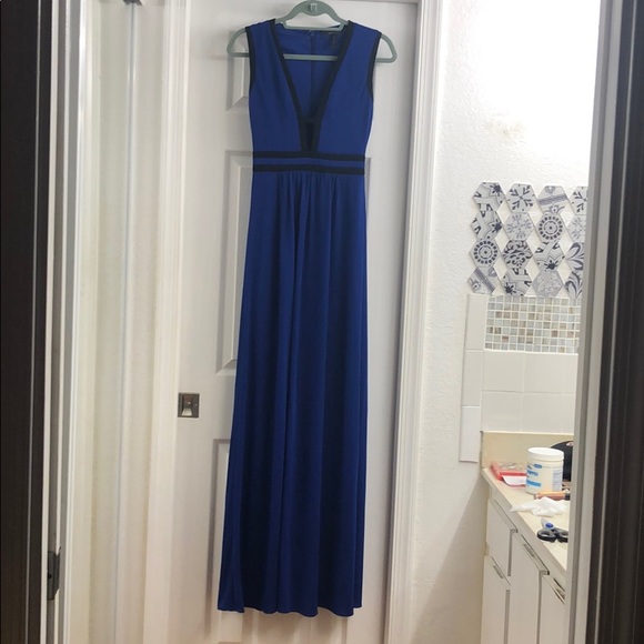 BCBG MaxAzria deep-v maxi dress/gown - Picture 2 of 7